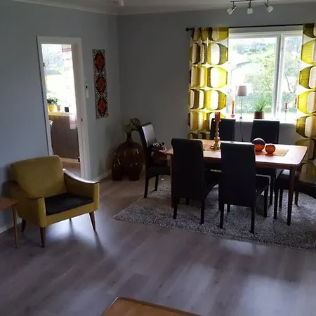 Holiday home Theahuset